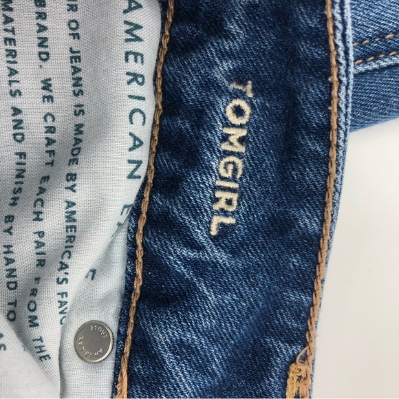 American Eagle Distressed Tomgirl Boyfriend Blue Denim Jeans Size 2 Regular - Picture 3 of 5